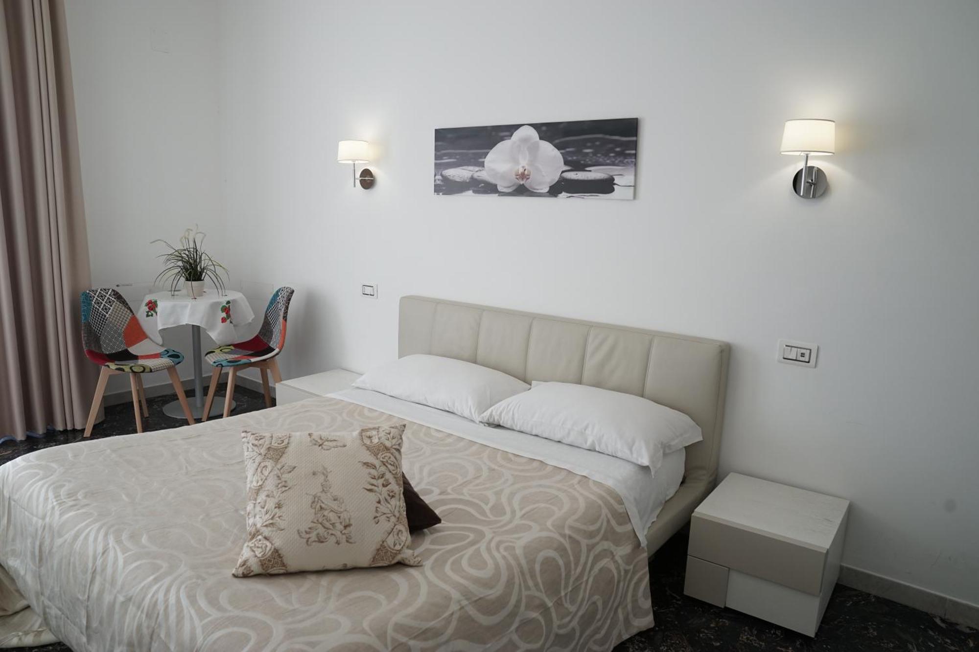 B&B La Vie En Rose Salerno Eksteriør bilde