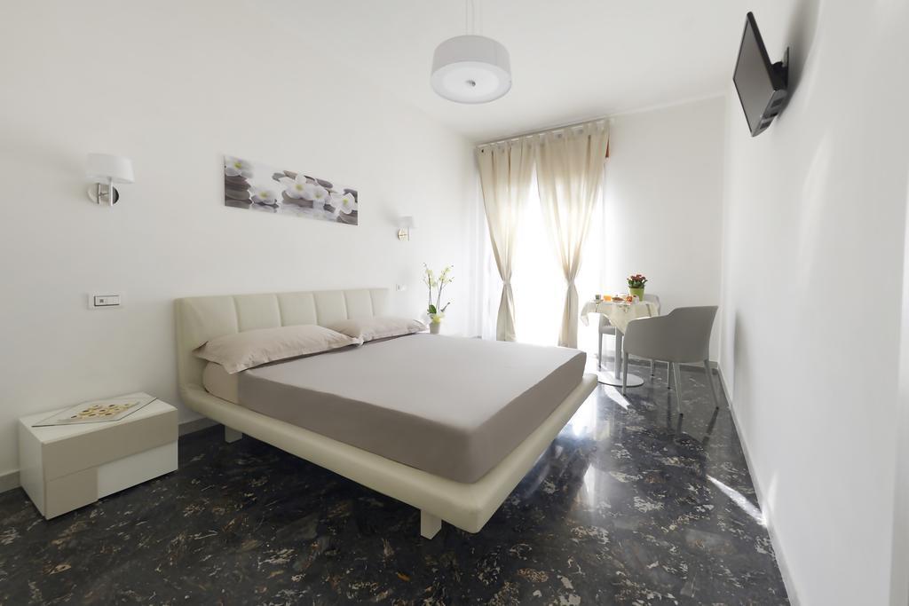 B&B La Vie En Rose Salerno Rom bilde