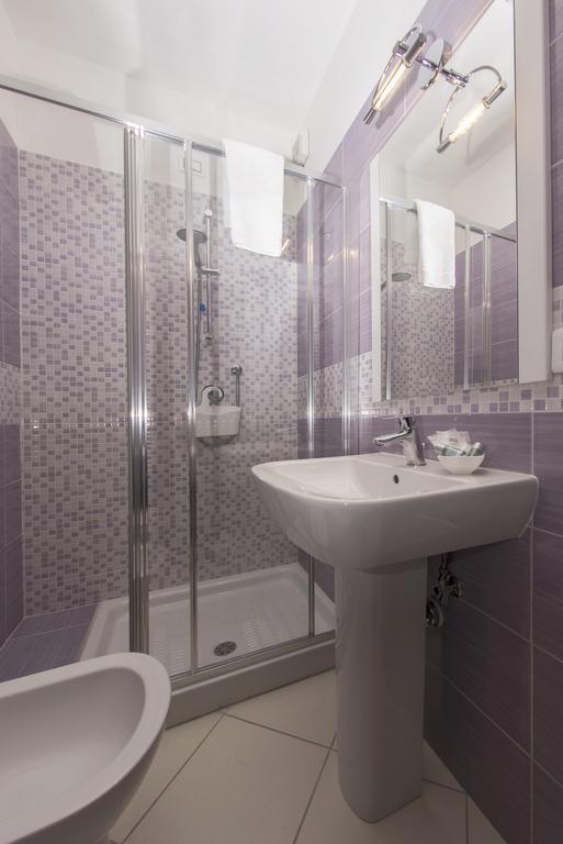 B&B La Vie En Rose Salerno Eksteriør bilde